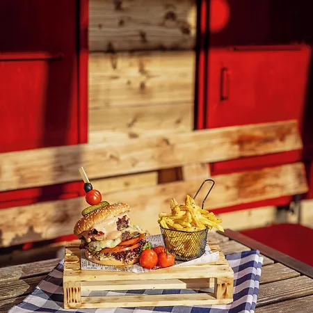Hotel Alpinhotel Bort 3*