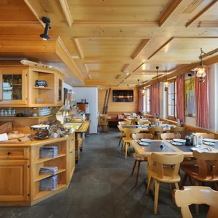 Alpinhotel Bort 3*