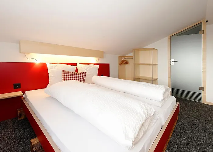 Отель Alpinhotel Bort