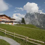 Alpinhotel Bort Szálloda